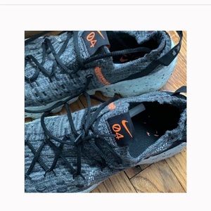 Space hippie Nike 04